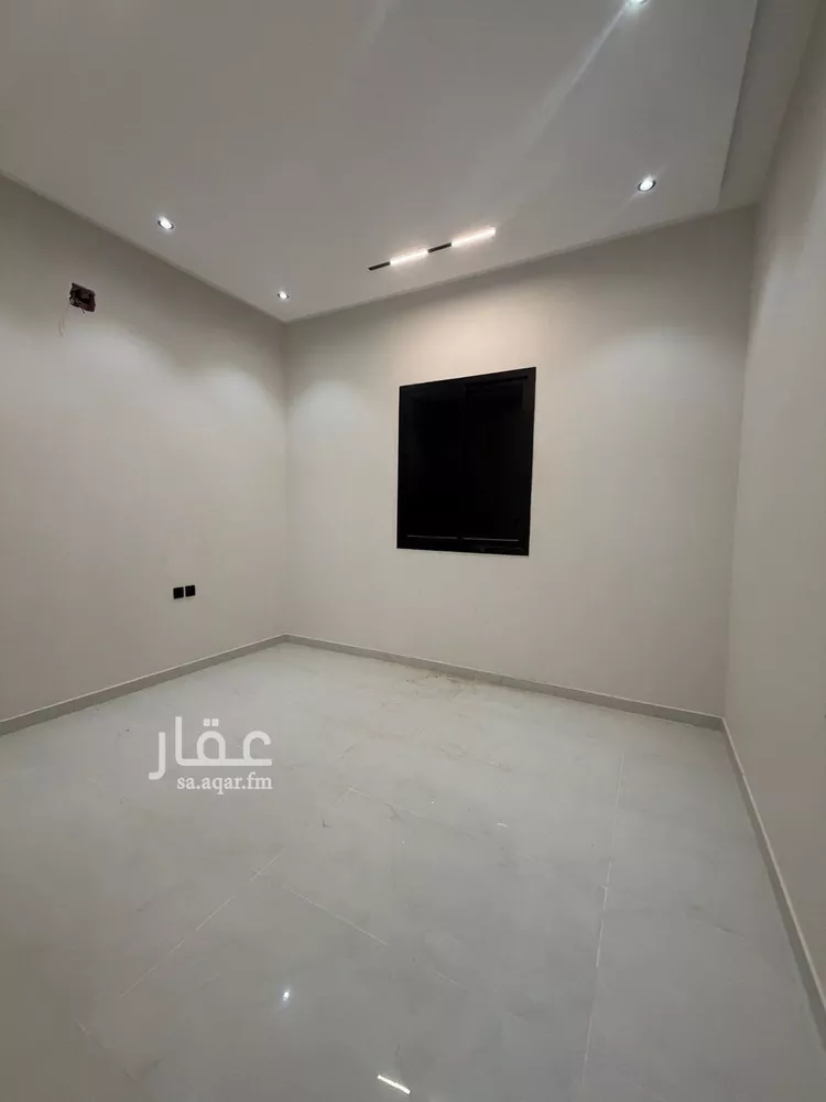 Villa for Sale in Riyadh Al Janadriyah 7