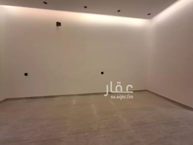 فيلا للبيع في شارع يعقوب بن أبي الفضل, حي عكاظ, مدينة الرياض, منطقة الرياض صورة 4