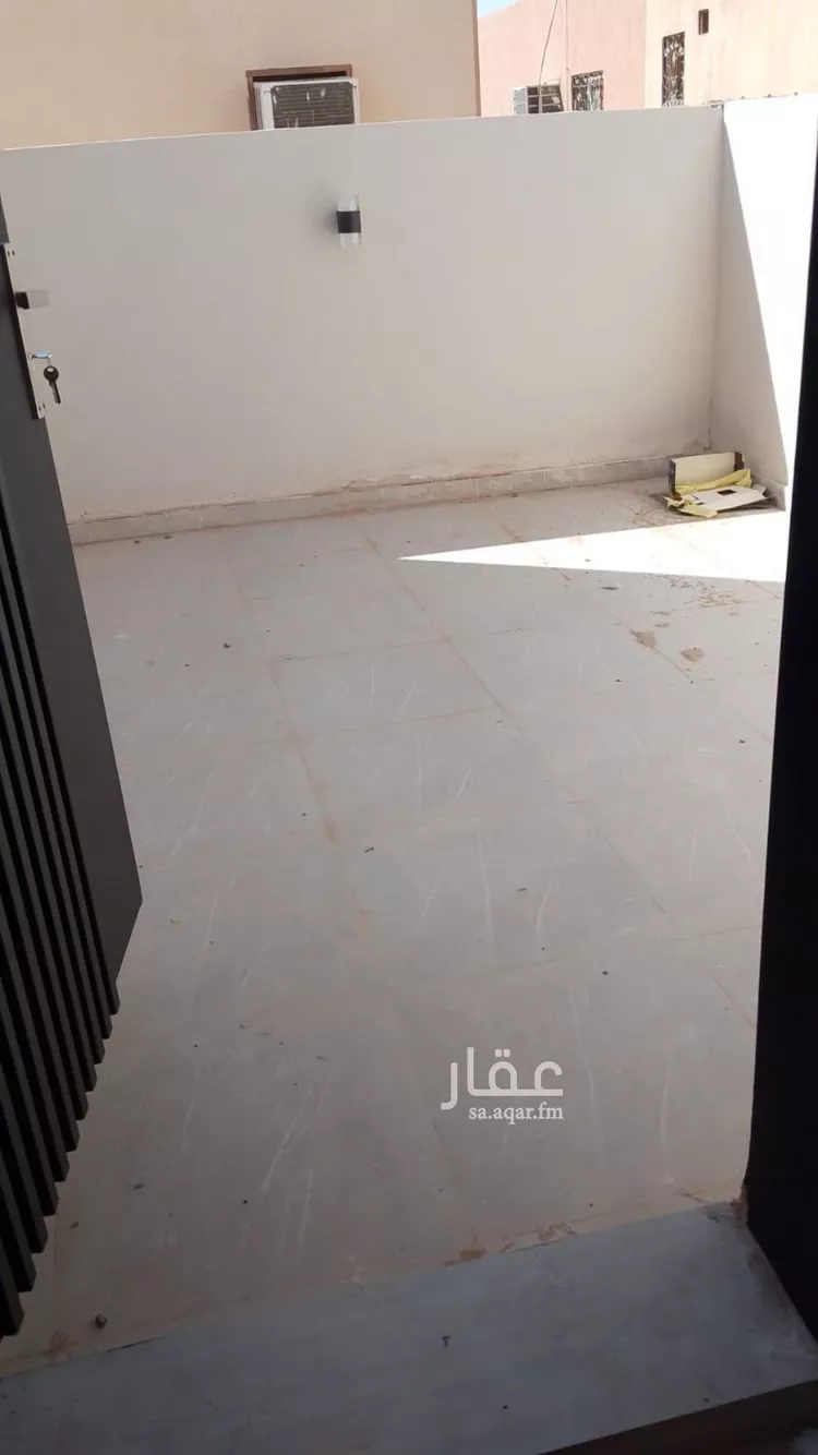 فيلا للبيع في شارع رقم 230, حي ظهرة لبن, مدينة الرياض, منطقة الرياض صورة 4