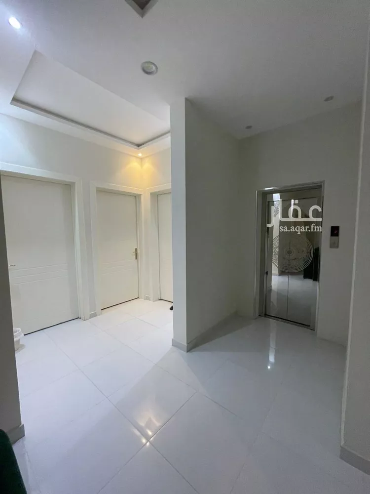 فيلا للبيع في شارع أبي بكر بن محمد, حي النرجس, مدينة الرياض, منطقة الرياض صورة 4