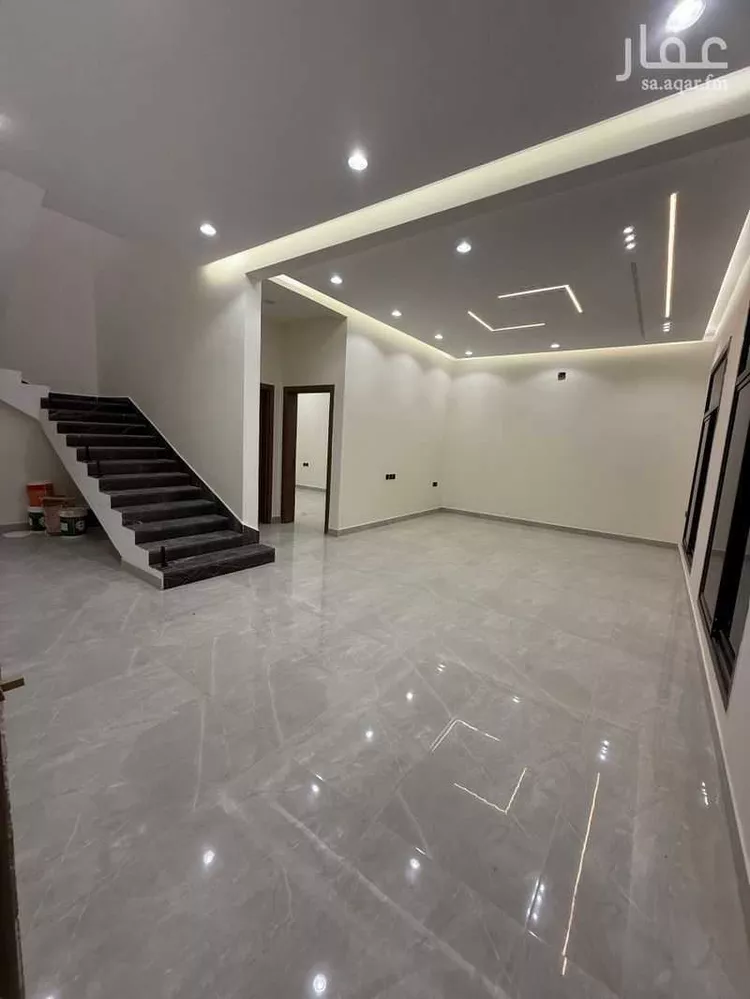 فيلا للبيع في شارع الندوة, حي الندوة, مدينة الرياض, منطقة الرياض صورة 2