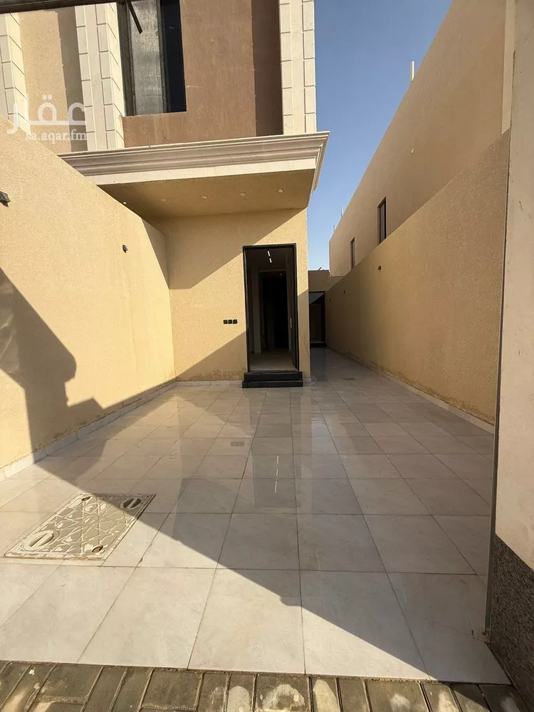 دور للبيع في شارع الغصون, حي الجنادرية, مدينة الرياض, منطقة الرياض