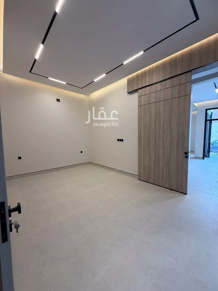 فيلا للبيع في شارع التنتن, حي الندوة, مدينة الرياض, منطقة الرياض صورة 2