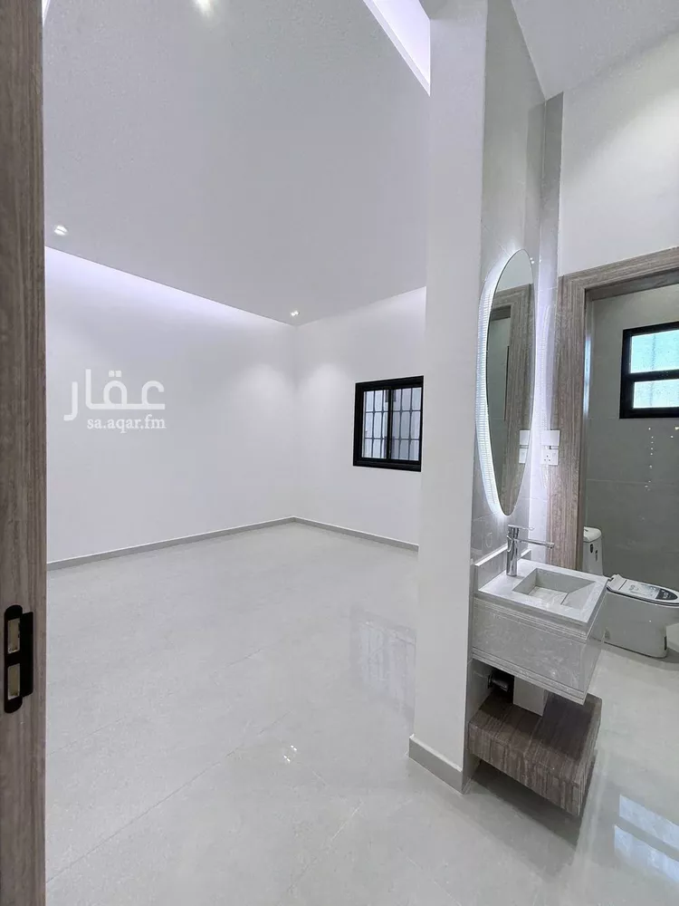 فيلا للبيع في شارع ١٧٣٧٣٧٣, حي المعيزيلة, مدينة الرياض, منطقة الرياض