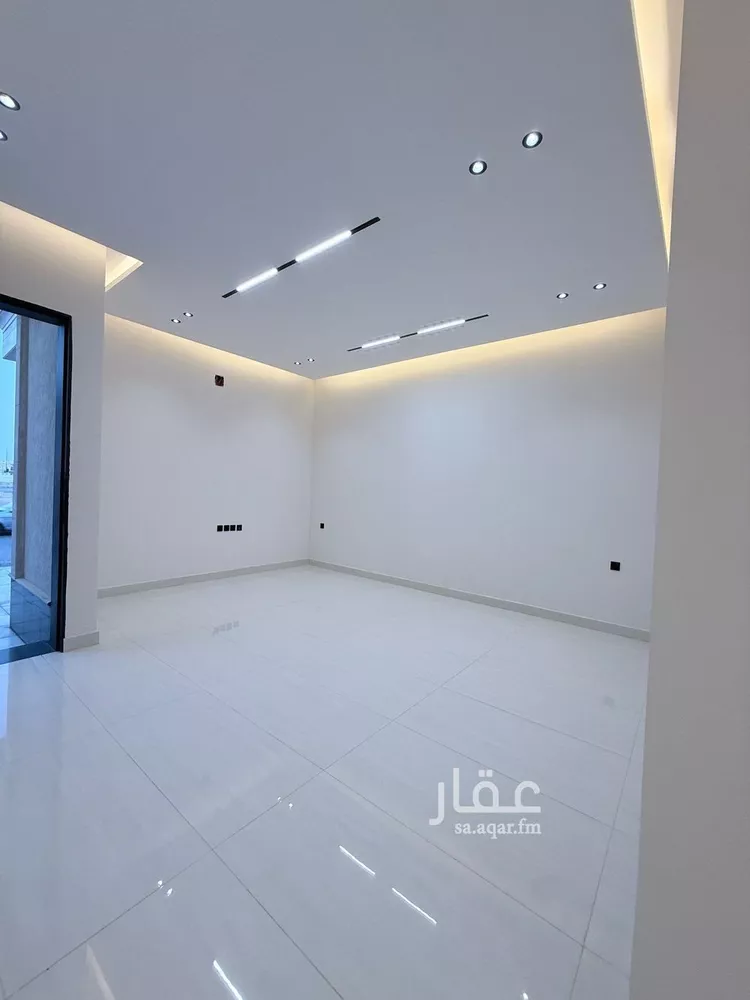 فيلا للبيع في شارع الندوة, حي الندوة, مدينة الرياض, منطقة الرياض صورة 3