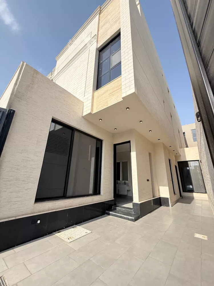 دور للبيع في شارع أبي عطاء العطاردي, حي المعيزيلة, مدينة الرياض, منطقة الرياض صورة 2
