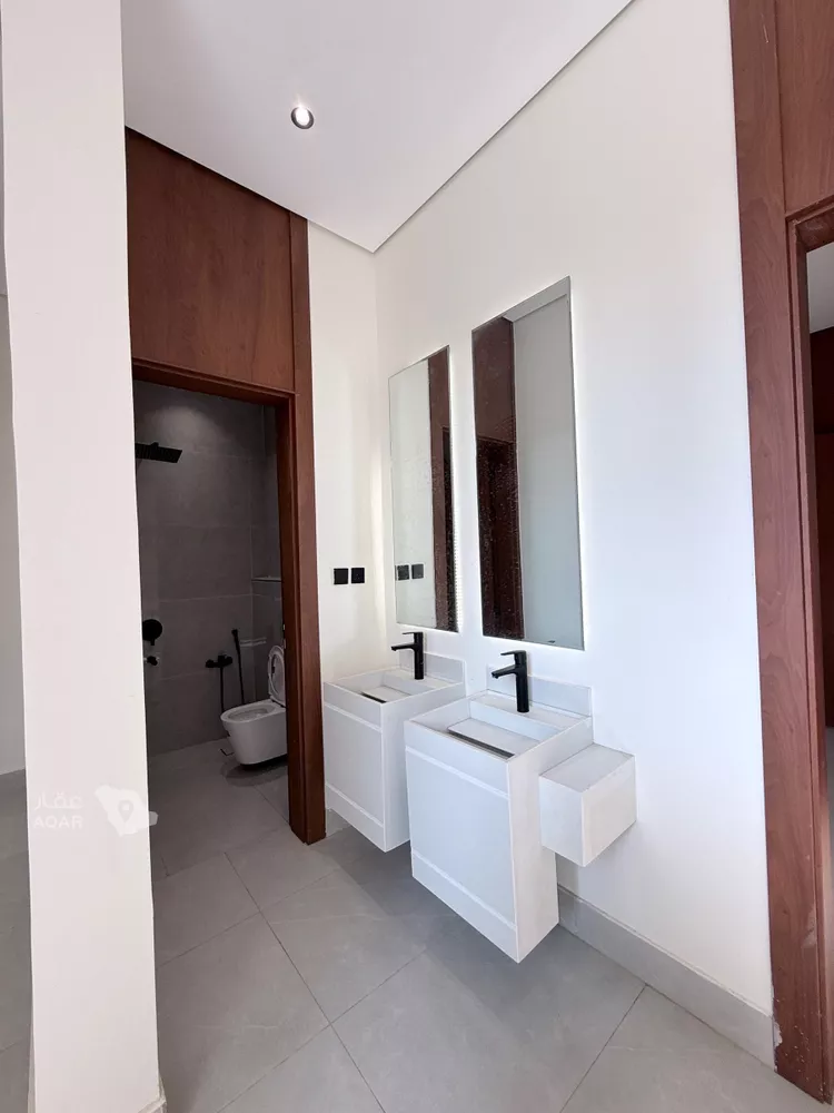 دور للبيع في شارع أبي عطاء العطاردي, حي المعيزيلة, مدينة الرياض, منطقة الرياض صورة 4