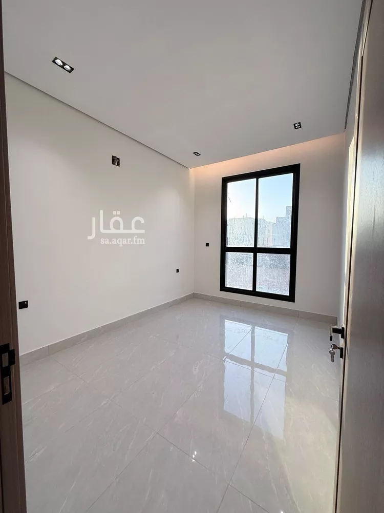 دور للبيع في شارع الندوة, حي الندوة, مدينة الرياض, منطقة الرياض 7