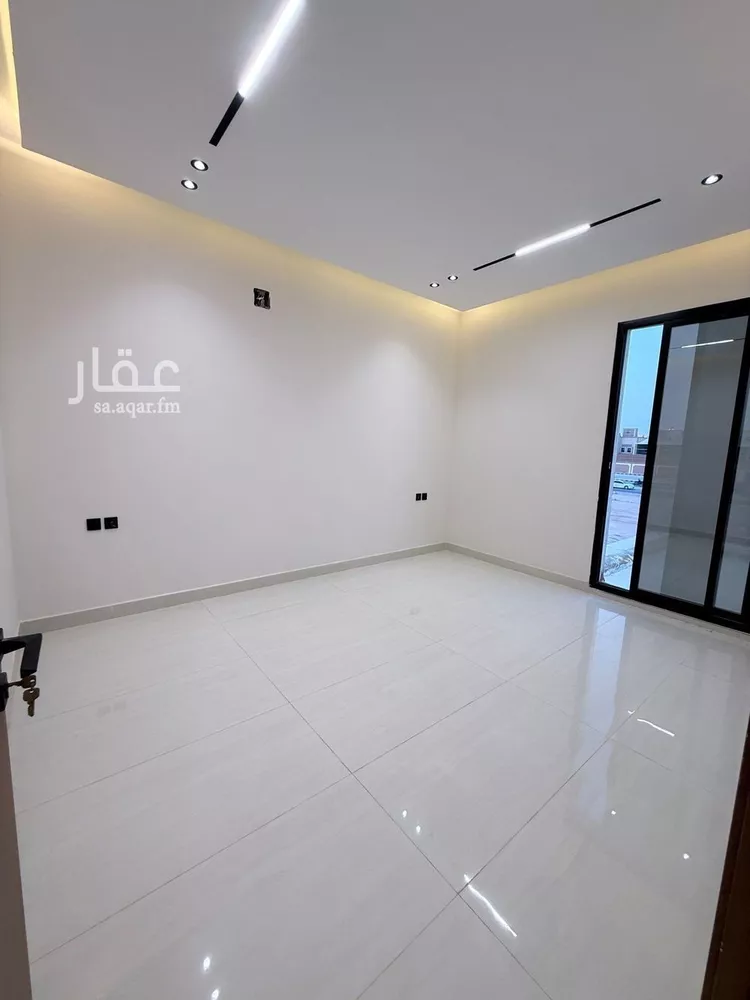 فيلا للبيع في شارع الندوة, حي الندوة, مدينة الرياض, منطقة الرياض صورة 4