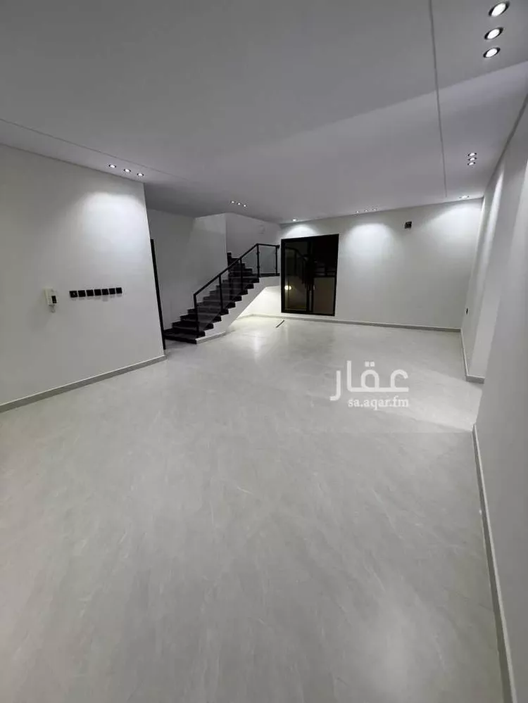 فيلا للبيع في شارع الندوة, حي الندوة, مدينة الرياض, منطقة الرياض صورة 3