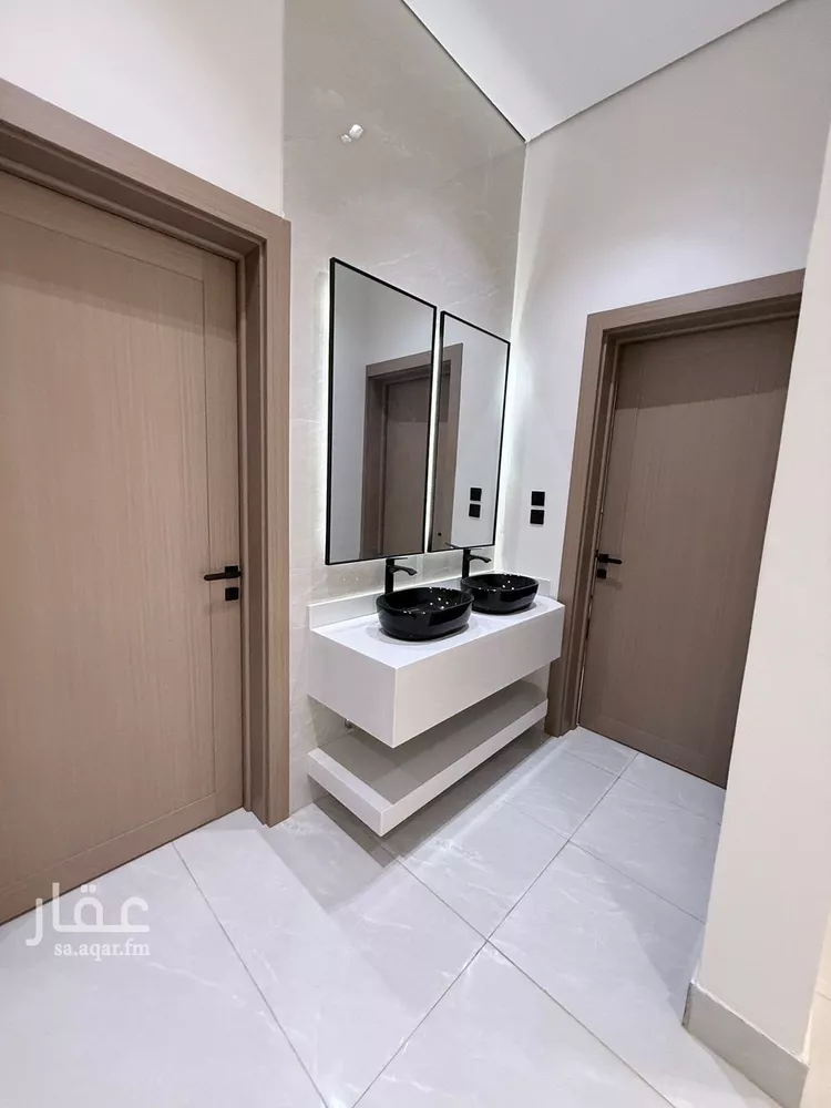 دور للبيع في شارع رقم 101, حي الندوة, مدينة الرياض, منطقة الرياض صورة 5