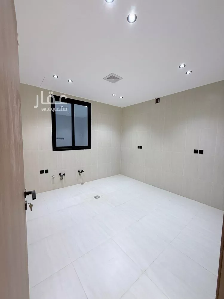 Villa for Sale in Riyadh An Nadhim 8