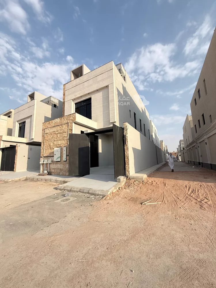 دور للبيع في شارع المعيزلية, حي المعيزيلة, مدينة الرياض, منطقة الرياض