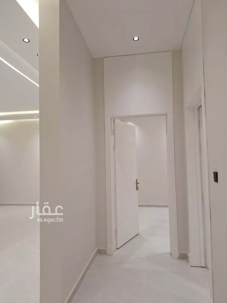 دور للبيع في شارع الغصون, حي الجنادرية, مدينة الرياض, منطقة الرياض