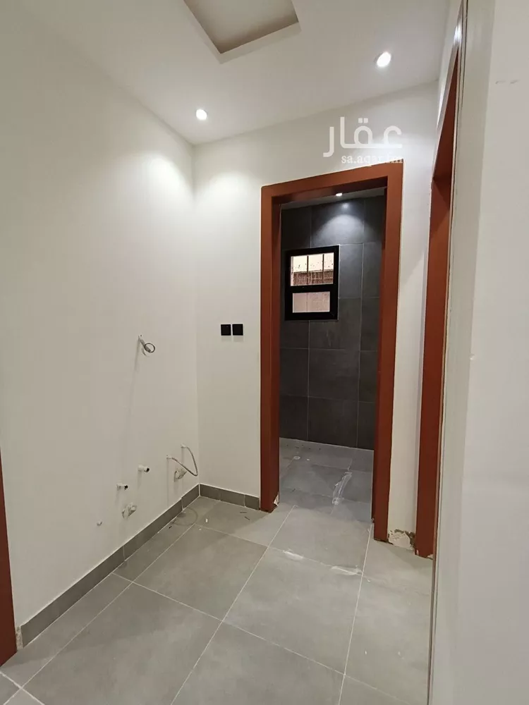 شقة للبيع في شارع عكاظ عجلان, حي عكاظ, مدينة الرياض, منطقة الرياض صورة 2