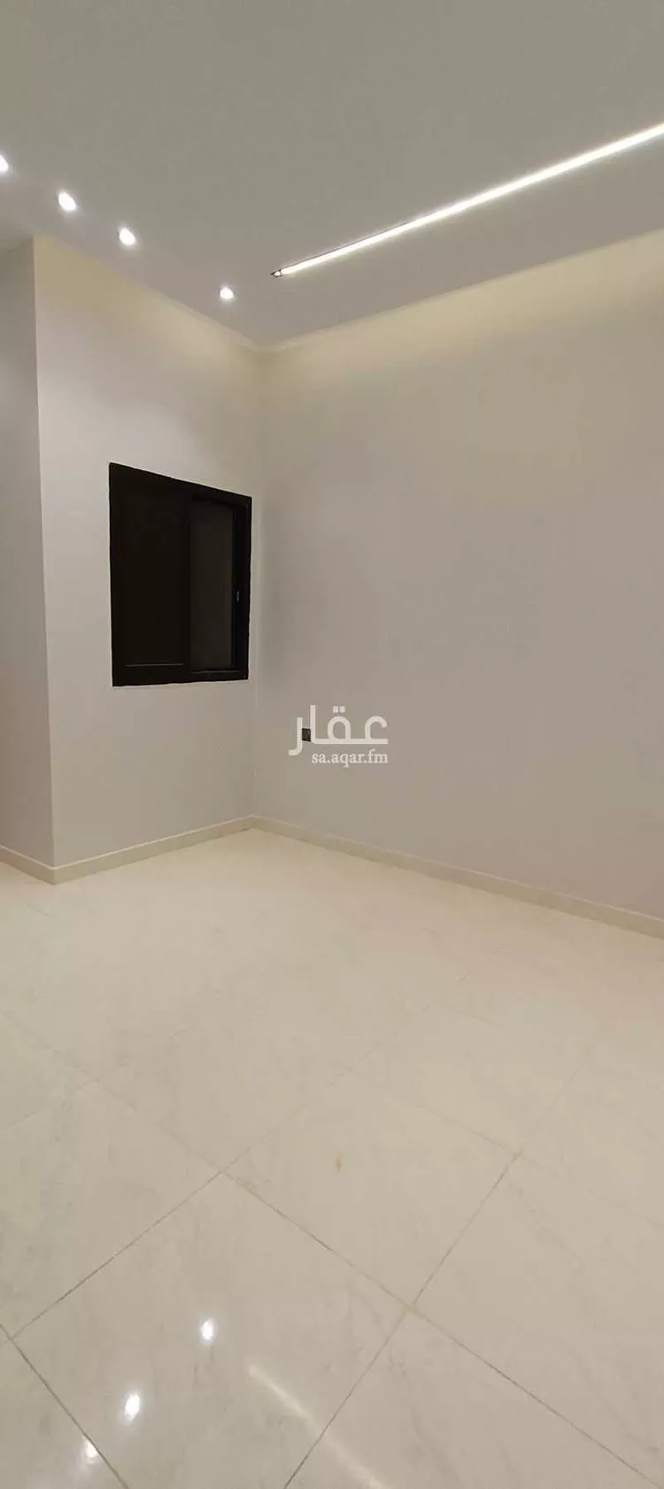 دور للبيع في شارع عكاظ عجلان, حي عكاظ, مدينة الرياض, منطقة الرياض صورة 5