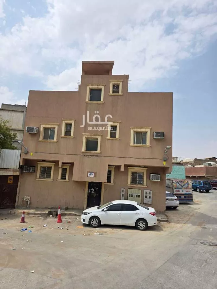 عمارة للبيع في شارع سعيد بن مسلط ، حي منفوحة الجديدة ، الرياض ، منطقة الرياض