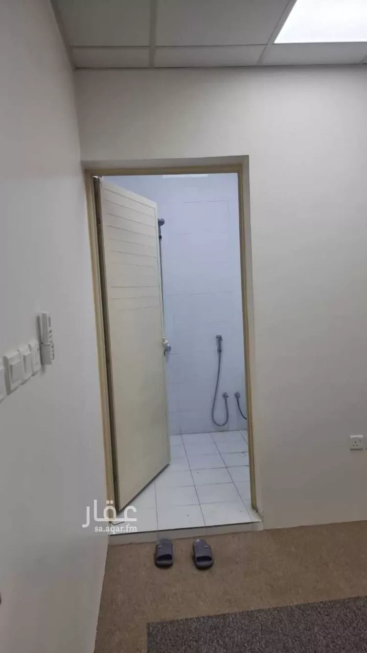 Commercial Office for Rent in Riyadh Umm Al Hamam Al Sharqi صورة 4