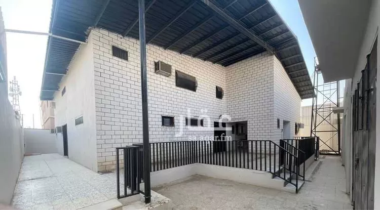 فيلا للبيع في شارع 6486583, حي سلطانة, مدينة شرورة, منطقة نجران صورة 2