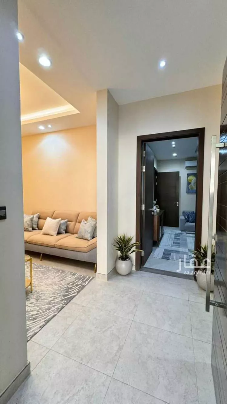 دور للبيع في شارع عكاظ, حي عكاظ, مدينة الرياض, منطقة الرياض صورة 2