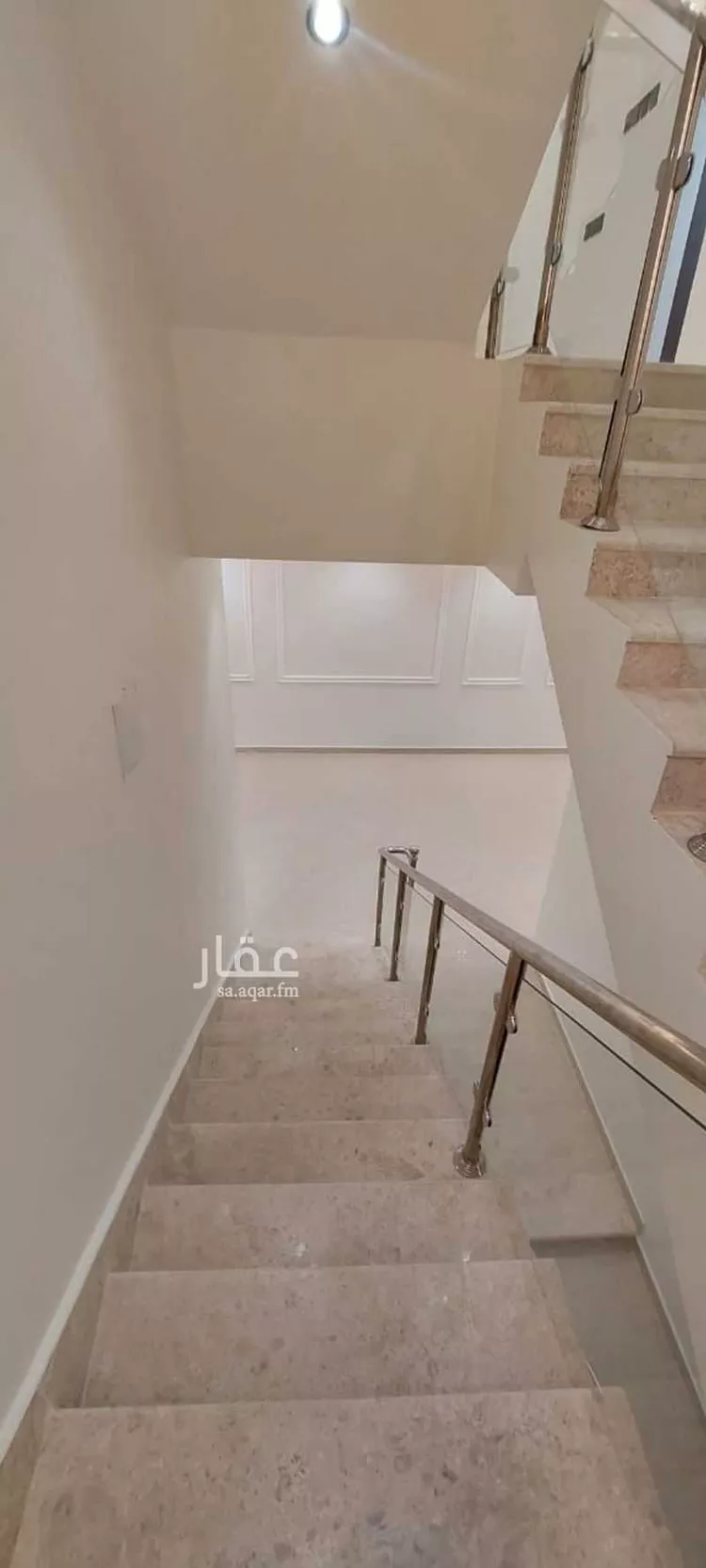 دور للبيع في شارع الأمير سعود بن محمد بن مقرن, حي طيبة, مدينة الرياض, منطقة الرياض صورة 5