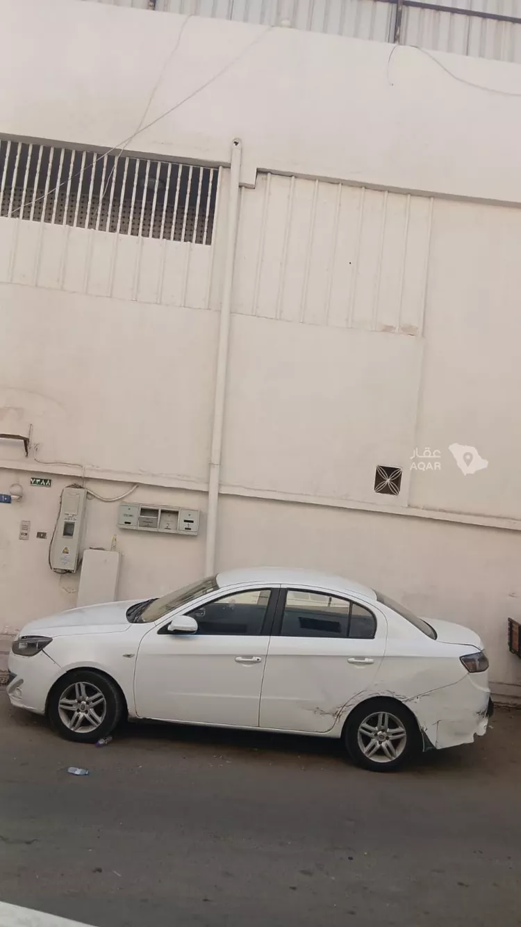 عمارة للبيع في شارع علي بن الرومي ، حي الربوة ، جدة ، جدة صورة 4