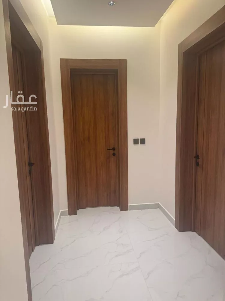 فيلا للبيع في شارع محمد بن العباس, حي النرجس, مدينة الرياض, منطقة الرياض صورة 2
