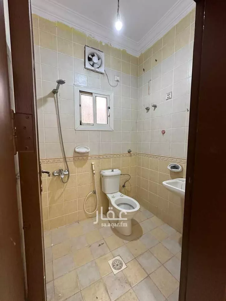 عمارة للإيجار في شارع عبدالرحمن ابو عبس, حي الأجواد, مدينة جدة, منطقة مكة المكرمة صورة 3