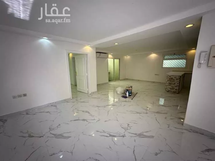 شقة للإيجار في شارع مالك بن عويمر ، حي المصيف ، الرياض ، منطقة الرياض صورة 3
