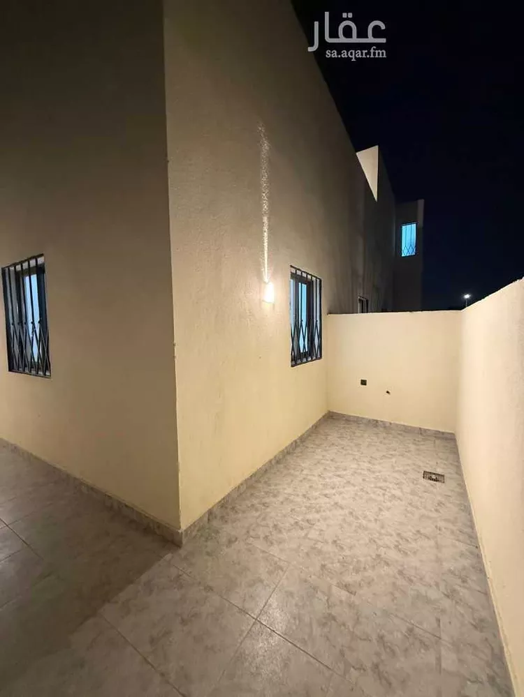 Floor for Sale in Riyadh Taiba 10