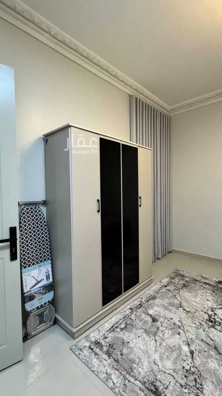 شقة للإيجار في شارع علي الدفاع, حي العزيزية, مدينة الرياض, منطقة الرياض صورة 2