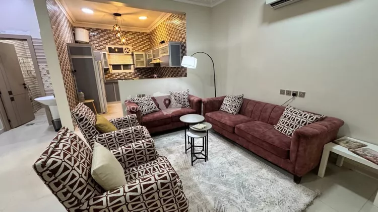 شقة للإيجار في شارع علي الدفاع, حي العزيزية, مدينة الرياض, منطقة الرياض