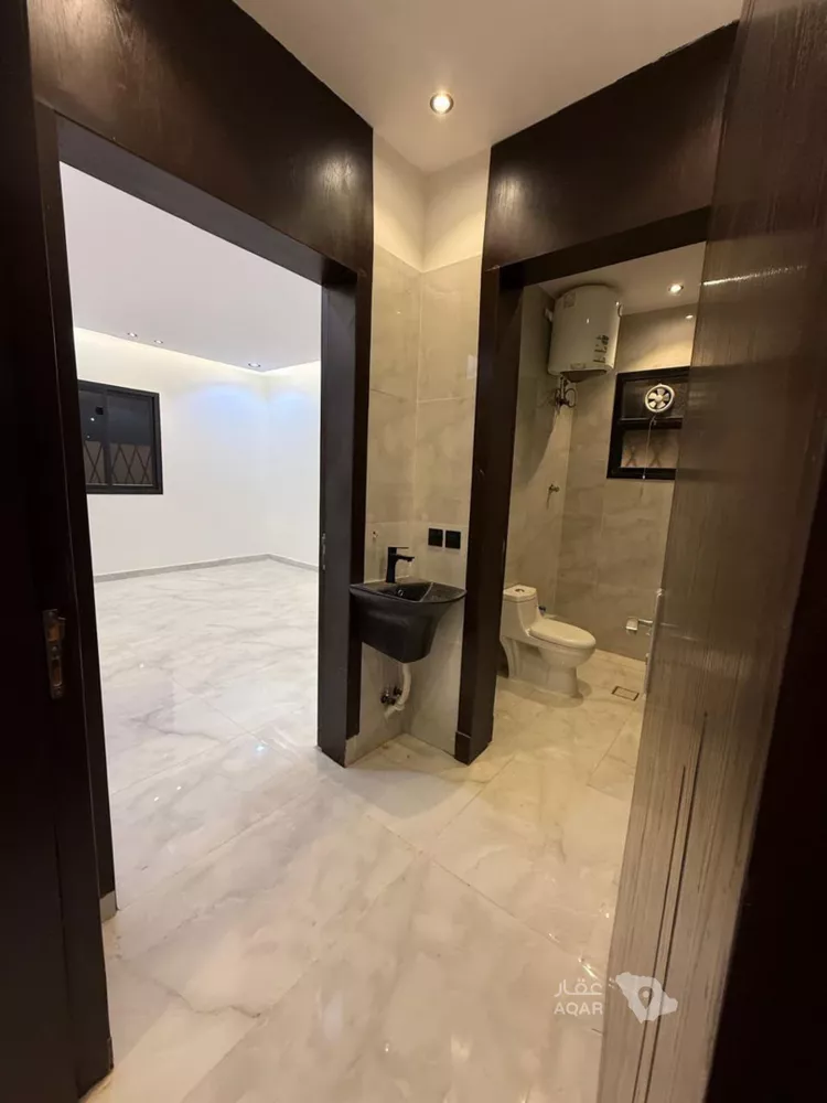Floor for Rent in Riyadh Taiba 17