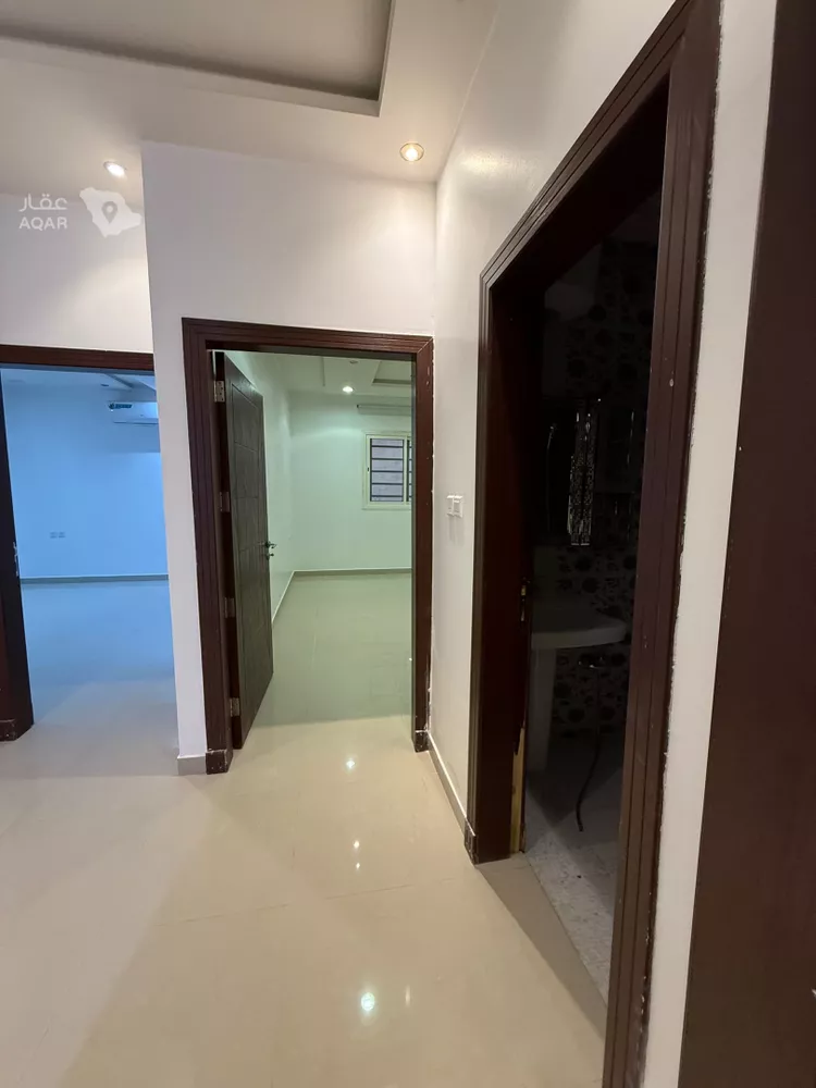 Floor for Rent in Riyadh An Narjis 18