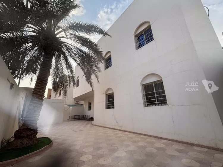 فيلا للبيع في شارع ريما الشمالي, حي النفل, مدينة الرياض, منطقة الرياض 5