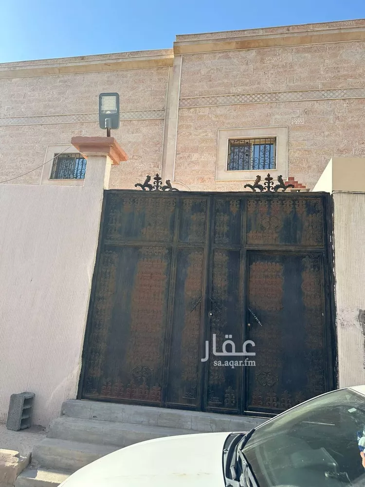 فيلا للبيع في شارع جويرية بنت ابي سفيان, حي الزهرة, مدينة المدينة المنورة, منطقة المدينة المنورة