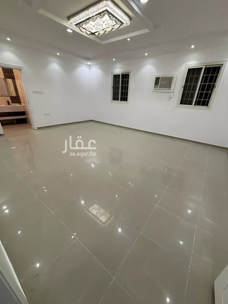 شقة للبيع في شارع الشهاب الربيعي, حي الحلقة الغربية, مدينة الطائف, منطقة مكة المكرمة