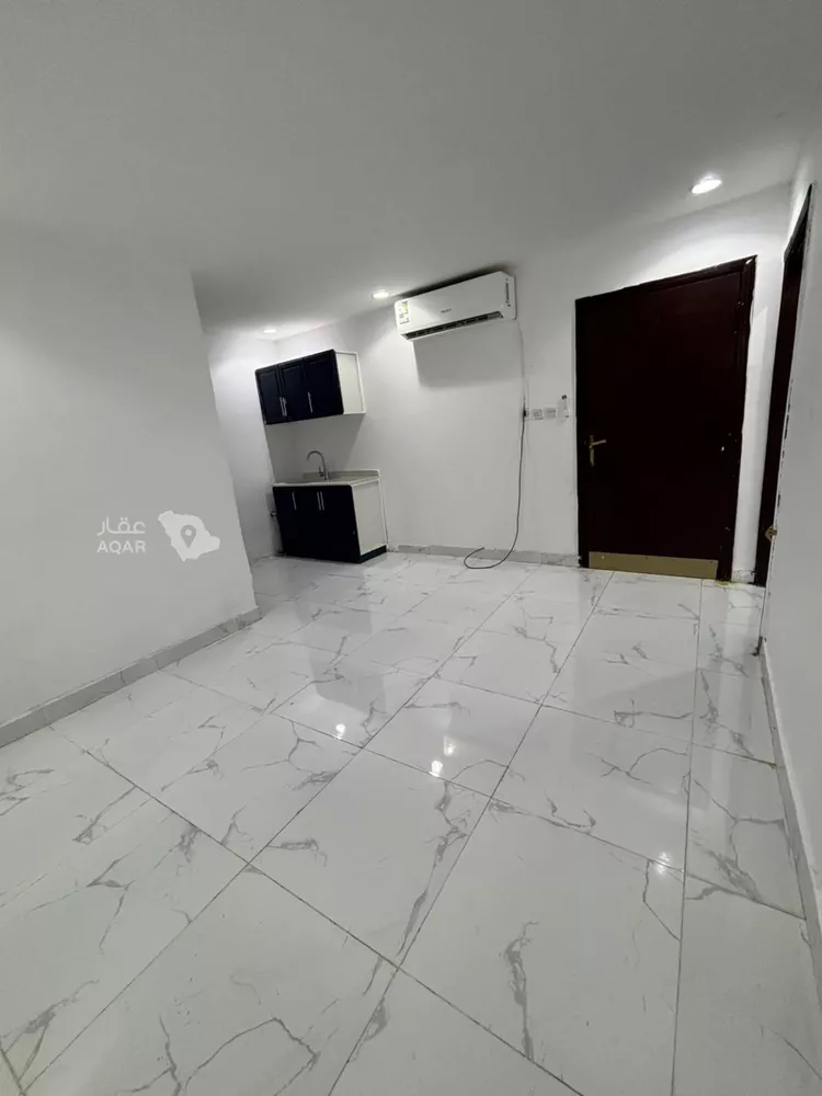 شقة للإيجار في شارع سفيان بن المهاب, حي الملك فيصل, مدينة الرياض, منطقة الرياض 4