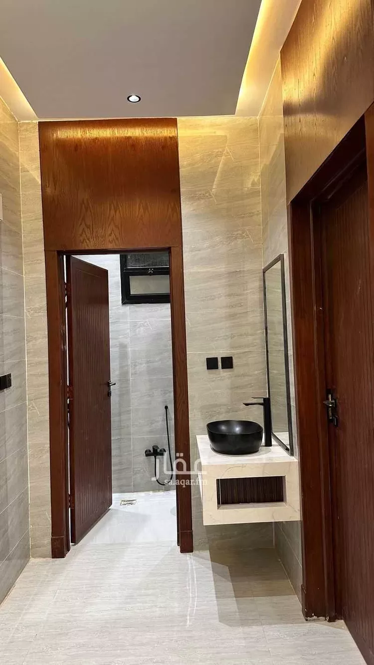 فيلا للإيجار في شارع سراج الدين العسقلاني ، حي عريض ، الرياض ، منطقة الرياض صورة 2