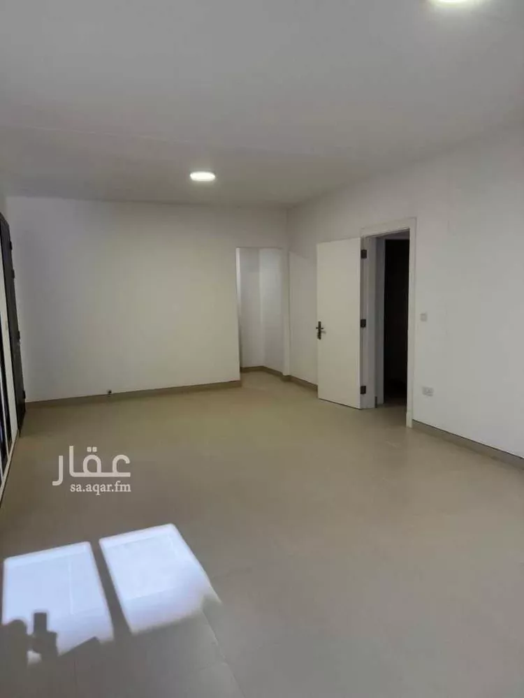 Villa for Sale in Riyadh King Khalid International Airport