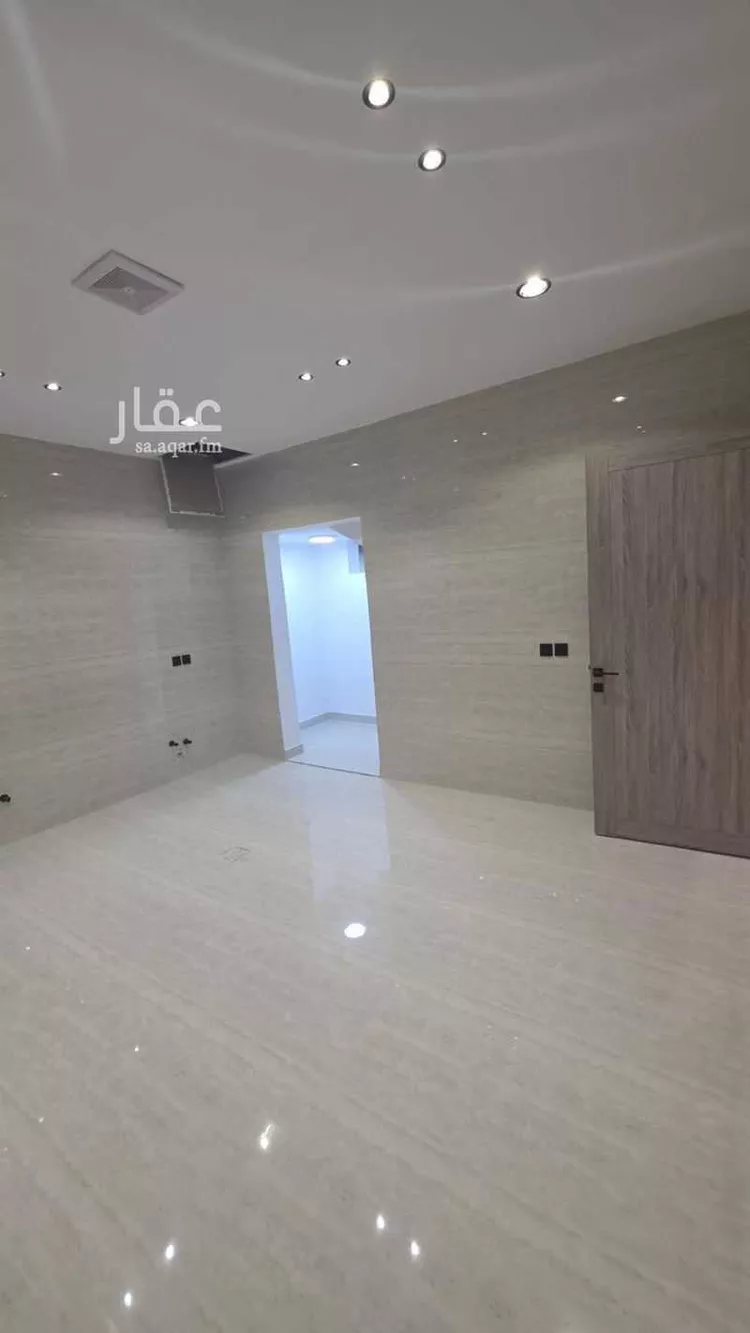 فيلا للبيع في شارع مخطط النخبه , حي النظيم, مدينة الرياض, منطقة الرياض 8