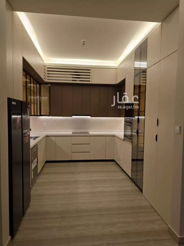 شقة للبيع في شارع المغيره ابن شعبه الثقفي, حي الملك فهد, مدينة الرياض, منطقة الرياض صورة 2