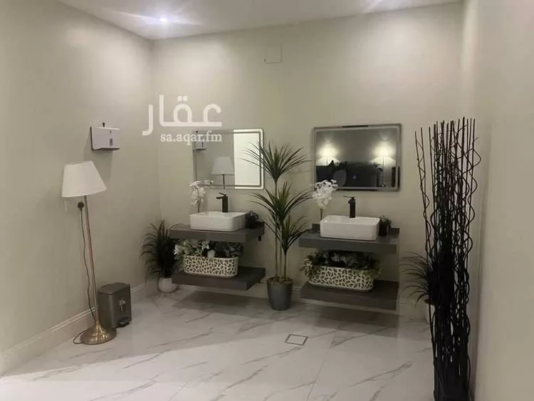 فيلا للبيع في شارع عبدالله بن رشيد, حي الروضة, مدينة الرياض, منطقة الرياض صورة 3