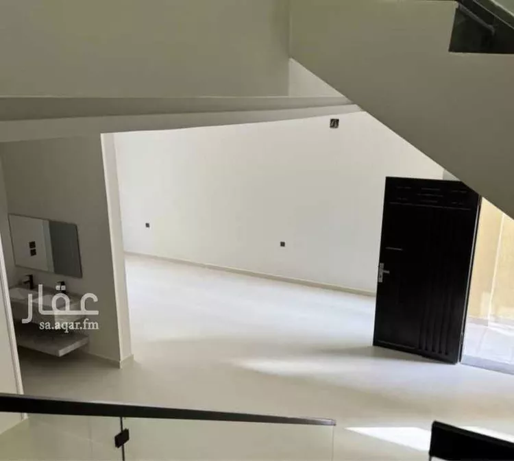 فيلا للبيع في شارع الناعمة, حي اليرموك, مدينة الرياض, منطقة الرياض 1 صورة