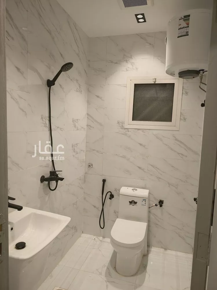 شقة للإيجار في شارع موسى بن نصير, حي العليا, مدينة الرياض, منطقة الرياض