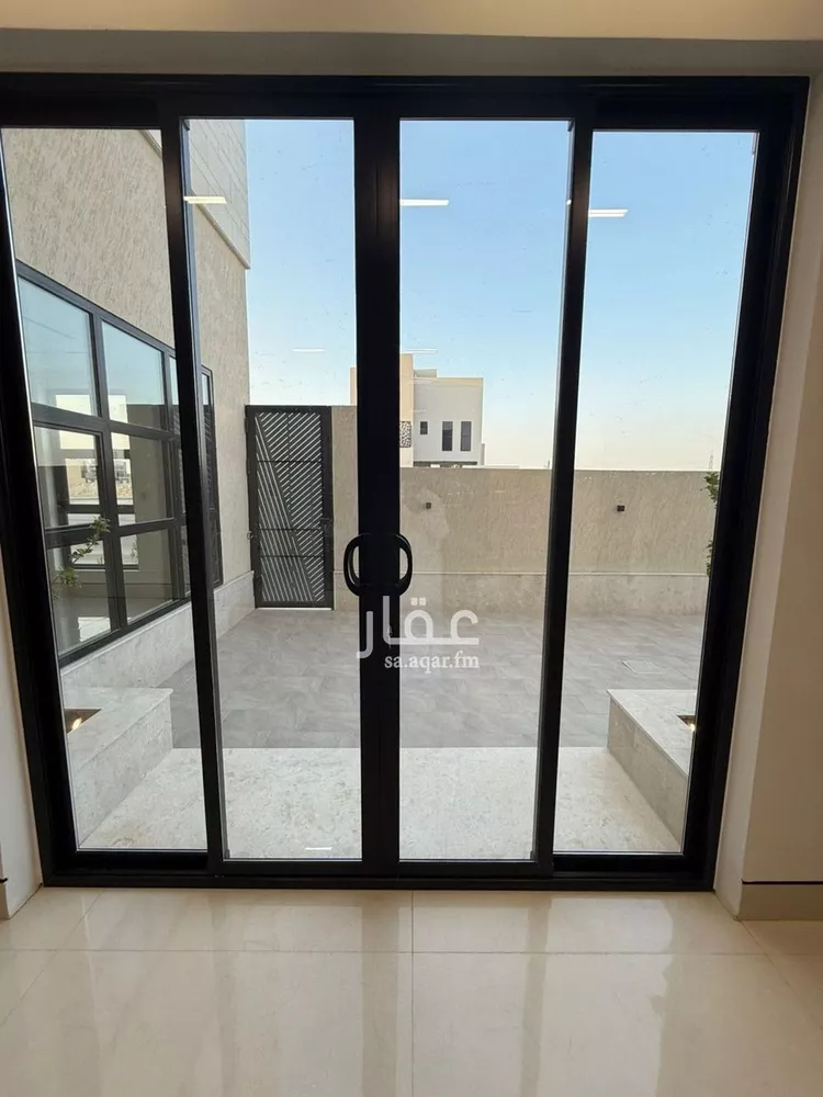 فيلا للبيع في شارع إبراهيم بن علي بن علوي, حي المهدية, مدينة الرياض, منطقة الرياض صورة 5