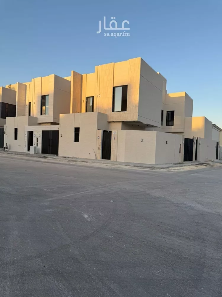 فيلا للبيع في شارع إبراهيم بن علي بن علوي, حي المهدية, مدينة الرياض, منطقة الرياض صورة 2