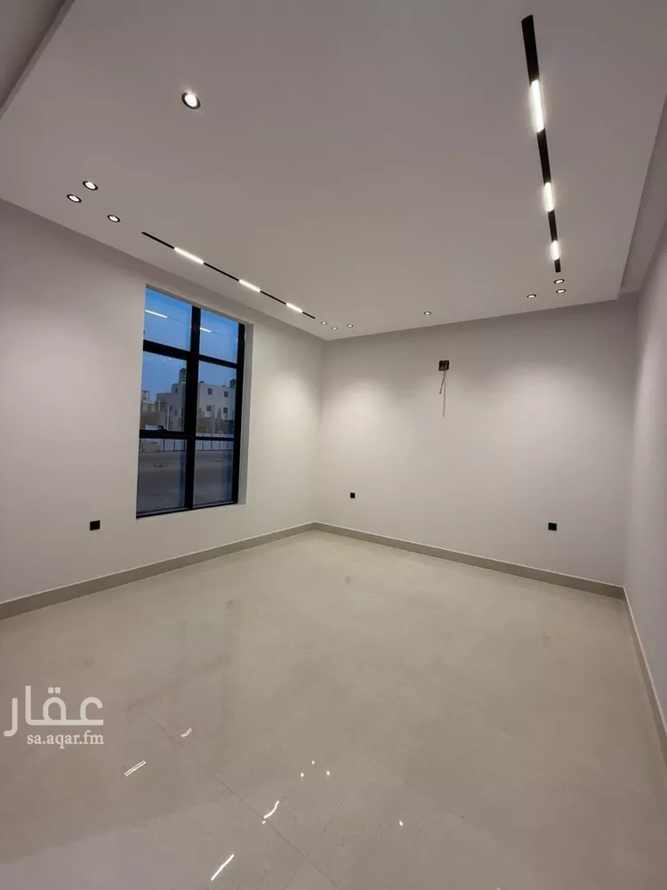 فيلا للبيع في شارع الكمال بن طلحة, حي المهدية, مدينة الرياض, منطقة الرياض صورة 5