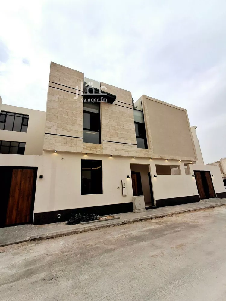 فيلا للبيع في شارع قطب الدين بن السلطان, حي المهدية, مدينة الرياض, منطقة الرياض