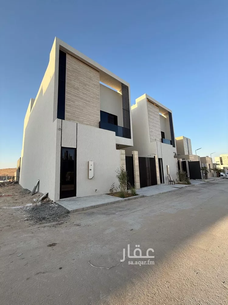 فيلا للبيع في شارع إسماعيل بن حماد, حي المهدية, مدينة الرياض, منطقة الرياض